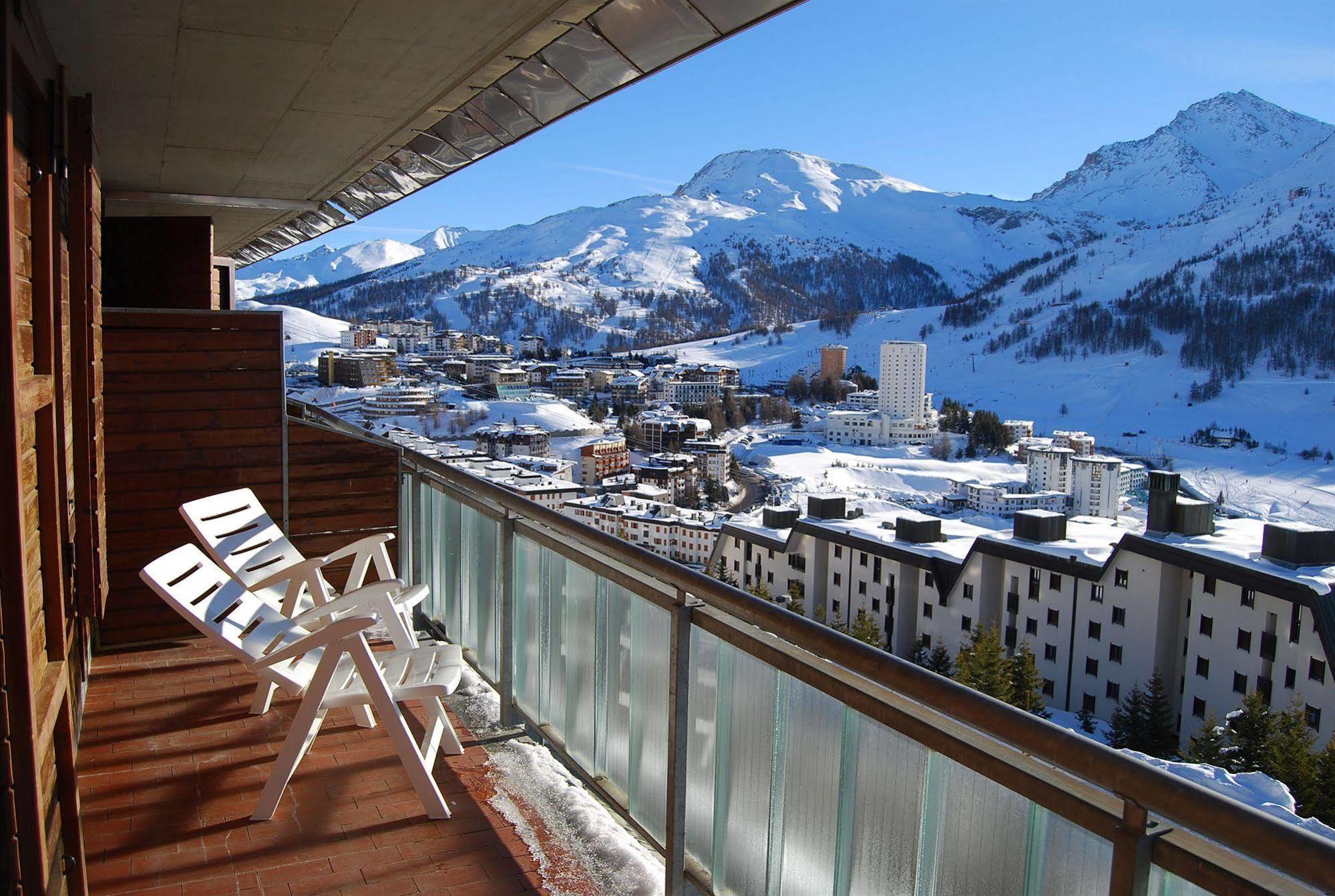 Palace 2 Residence Colle Colle Sestriere Buitenkant foto